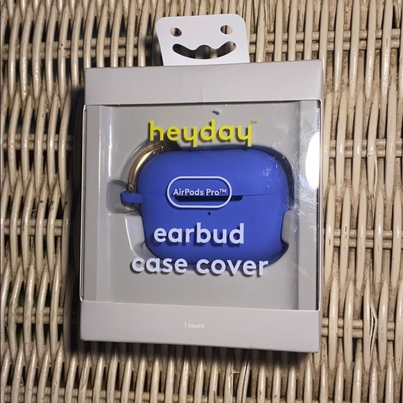 heyday Accessories Nwt Blue Silicone Airpods Pro Case Poshmark